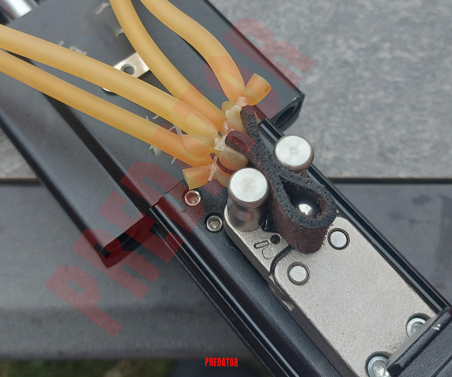 RS-X „Titanul” – Praștie Telescopică cu Trăgaci, Complet Metalică